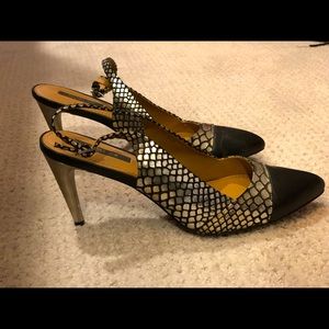 Rachel Zoe, sz 8, silver and black sling back. Great condition. Worn 1-2x.